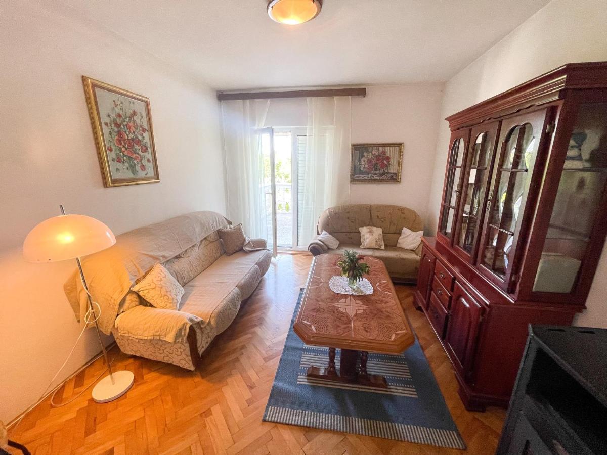 Apartmani Leonarda Jadranovo Exterior foto