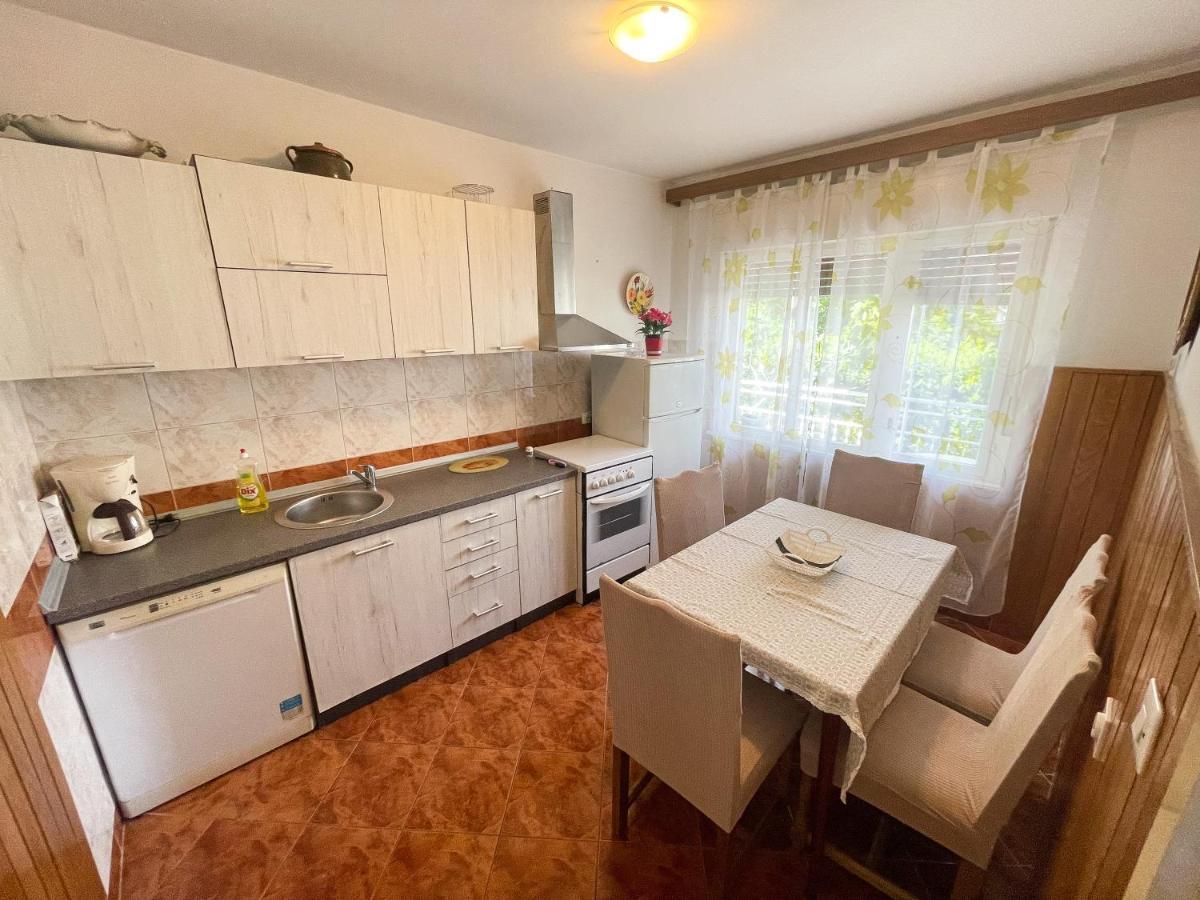 Apartmani Leonarda Jadranovo Exterior foto